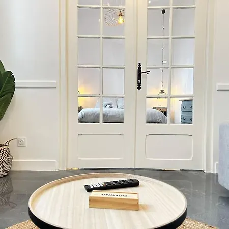Elegant*epoxy*design&decor Apartment *